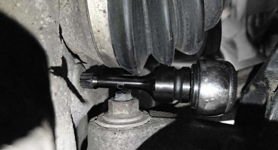 Wheel Bearing Screw Remover